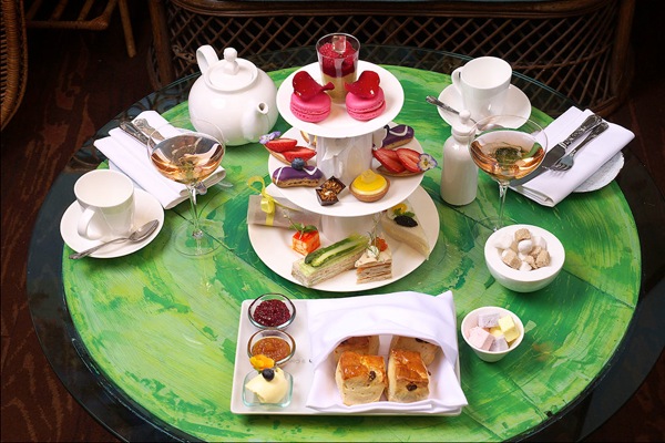 Haute Design by Sarah Klassen: Interior: Sketch, London 1