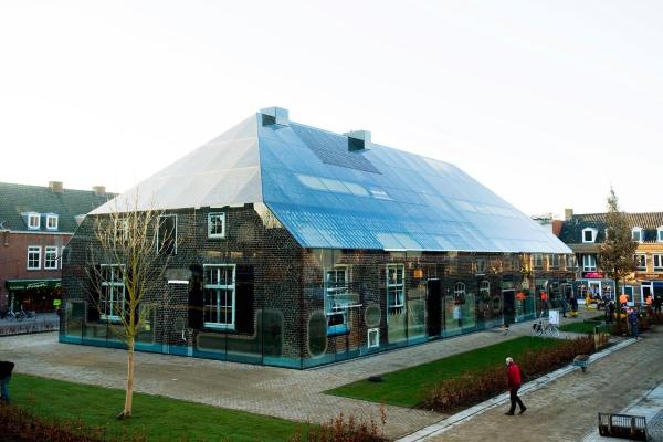 glass farmhouse, MVRDV in collaboration with Frank van der Salm