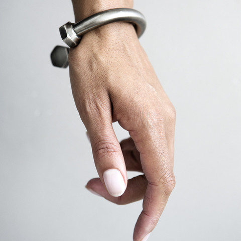 bolt bracelet.yvonne kone2